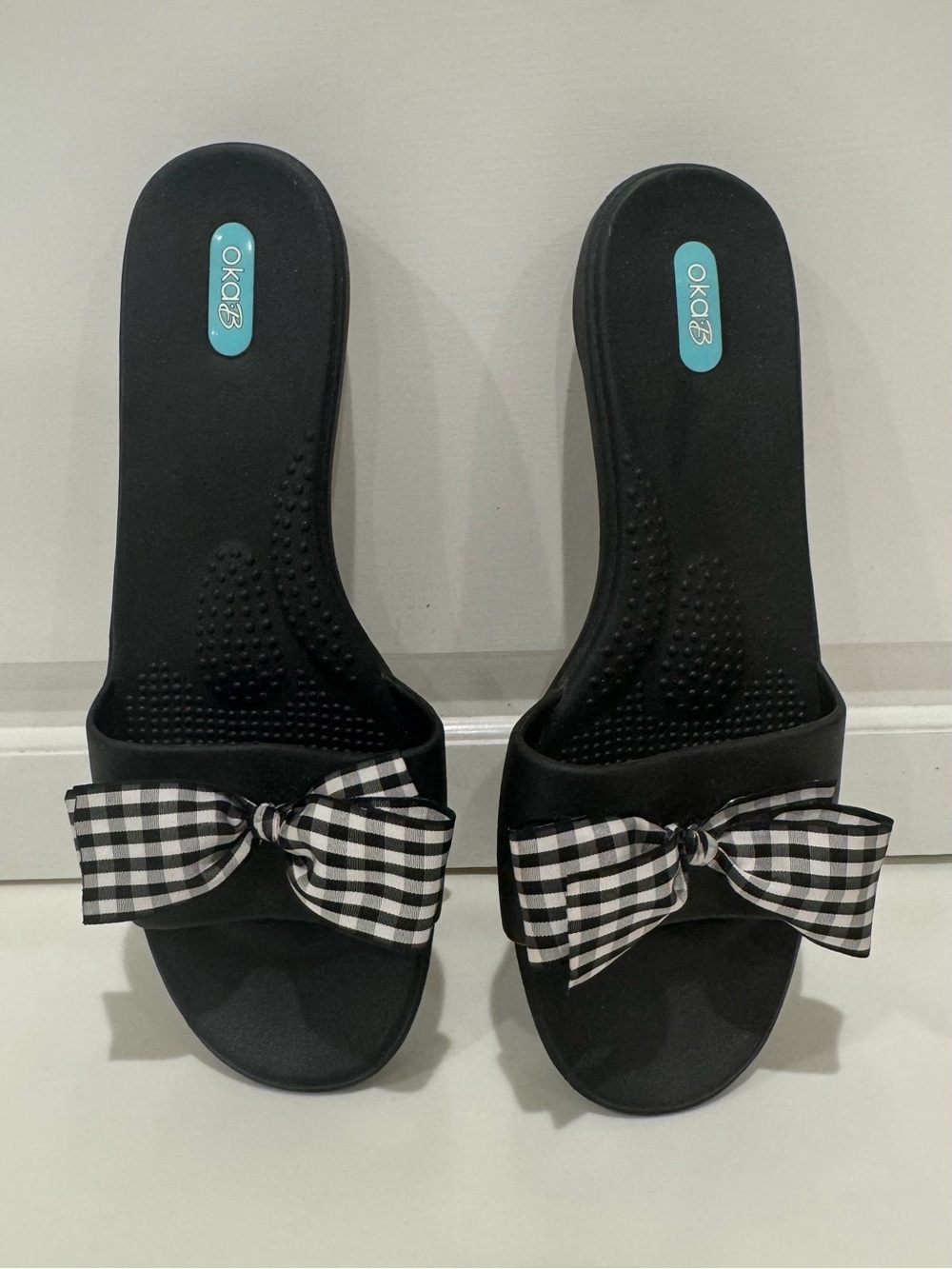 NWOT NEVER WORN OKA b. Madison Slide Sandals Black Gingham L - Picture 3 of 14
